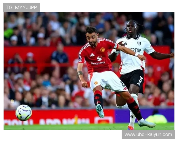 里德世界波破门后，富勒姆球迷狂欢瞬间