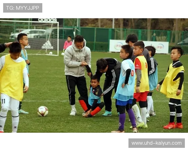 萨尔茨堡红牛青训学院强调教育与足球双轨发展